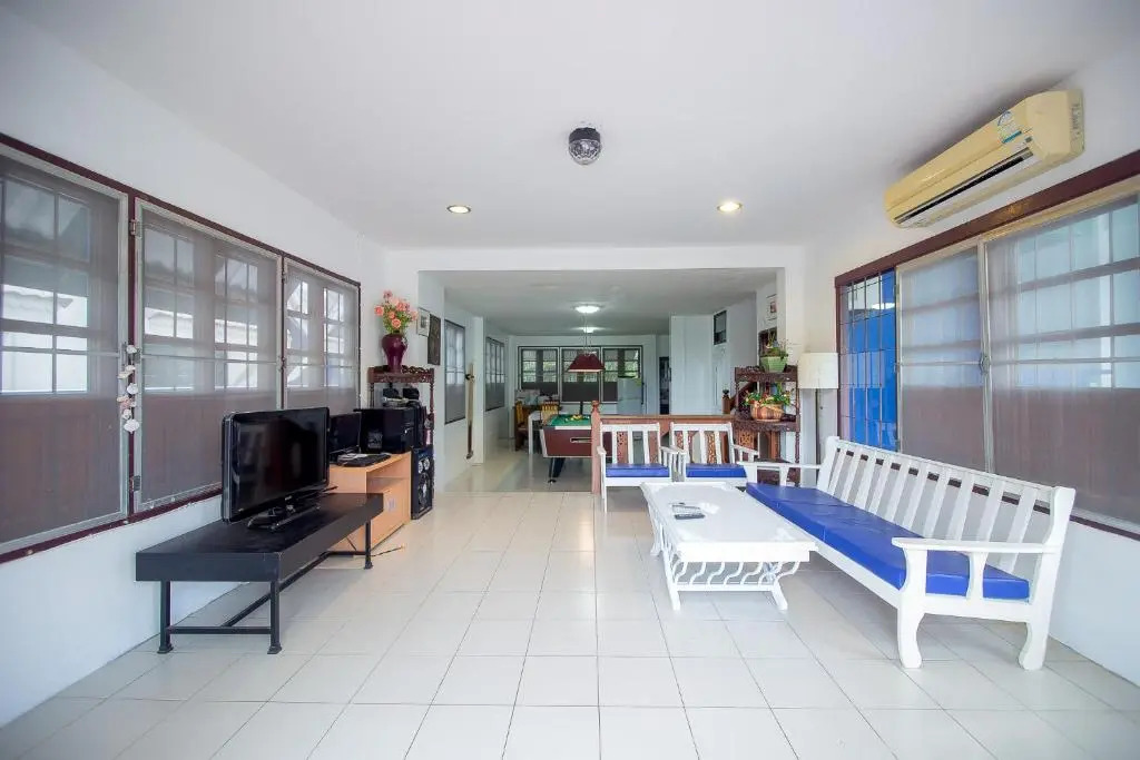 เลทซี&กรีนเวฟ หัวหิน พูลวิลล่า เดินลงทะเล100เมตร Let's Sea & Greenwave Hua-Hin Pool Villa walk to beach 100M