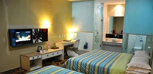 Super 8 Hotel Weihai Wai Tan