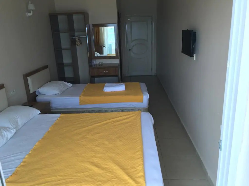 Peri Hotel