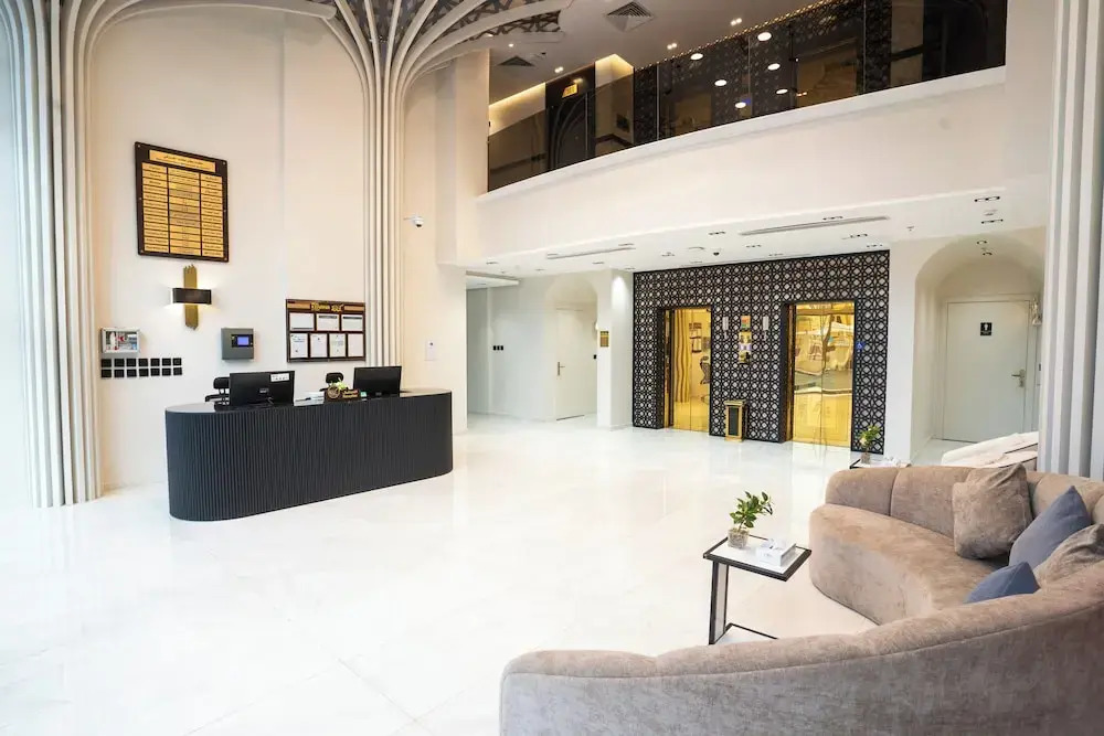 فندق كنان العزيزية Kinan Al Aziziyah Hotel