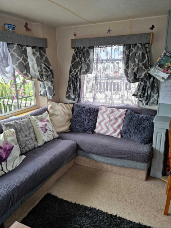 Cosy Static Caravan on East Mersea Island