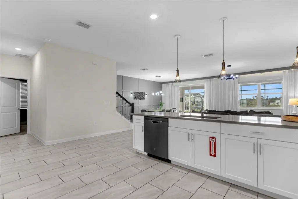 9 Bedroom - 5 Bathroom Champions Gate 8912 Cc