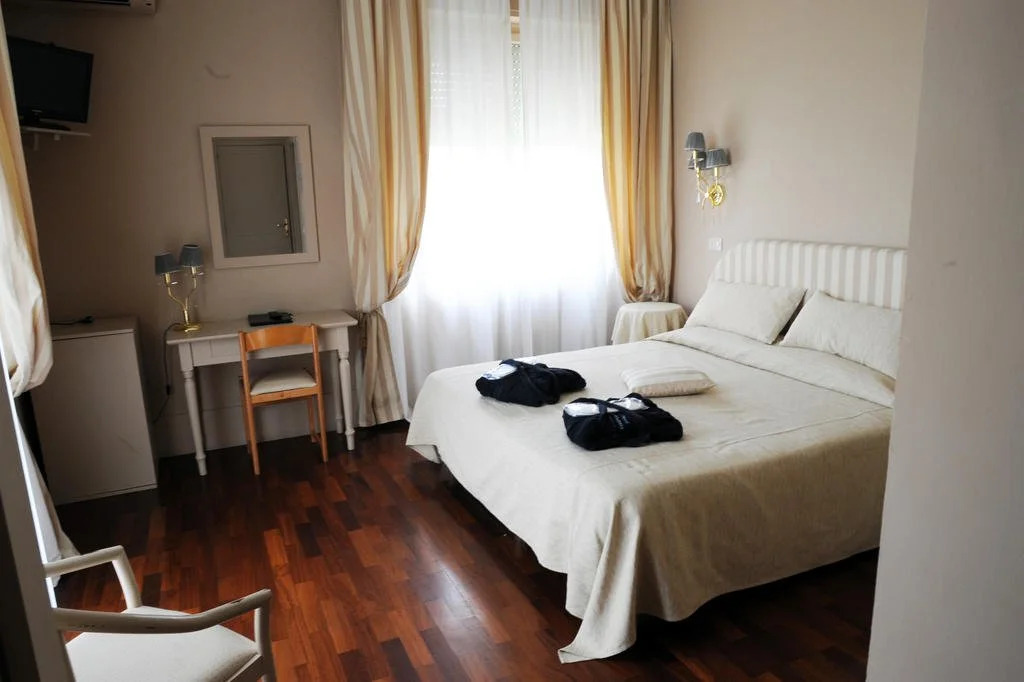 Hotel Columbia