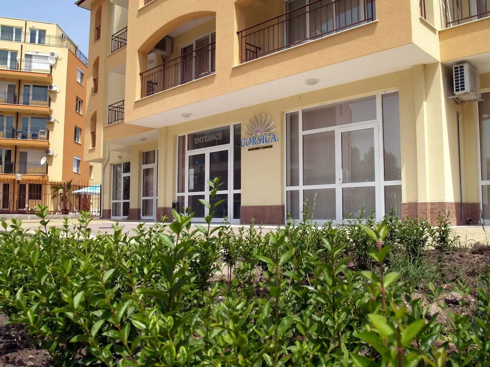 Corsica Apartments