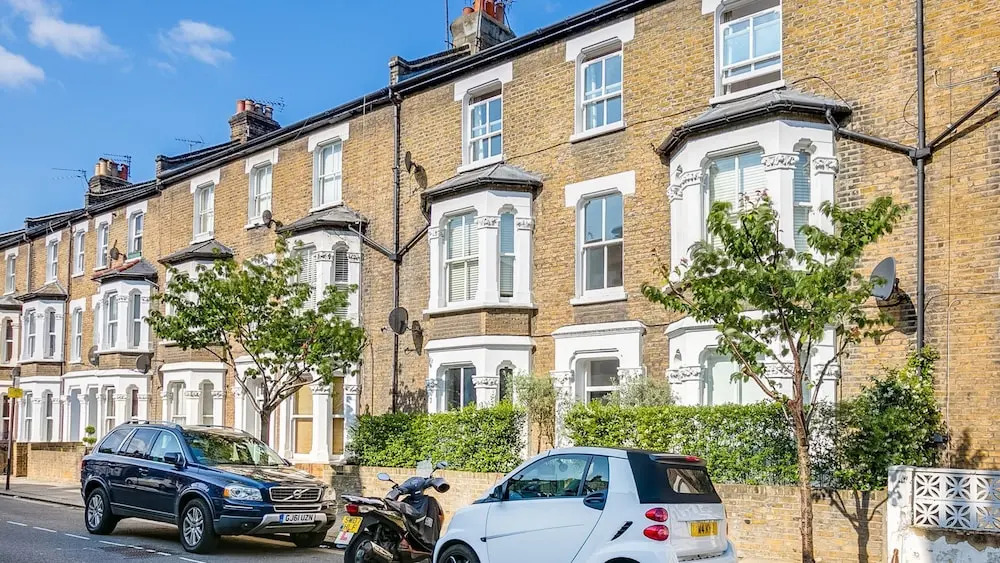 Gorgeous 1BR West London Gem