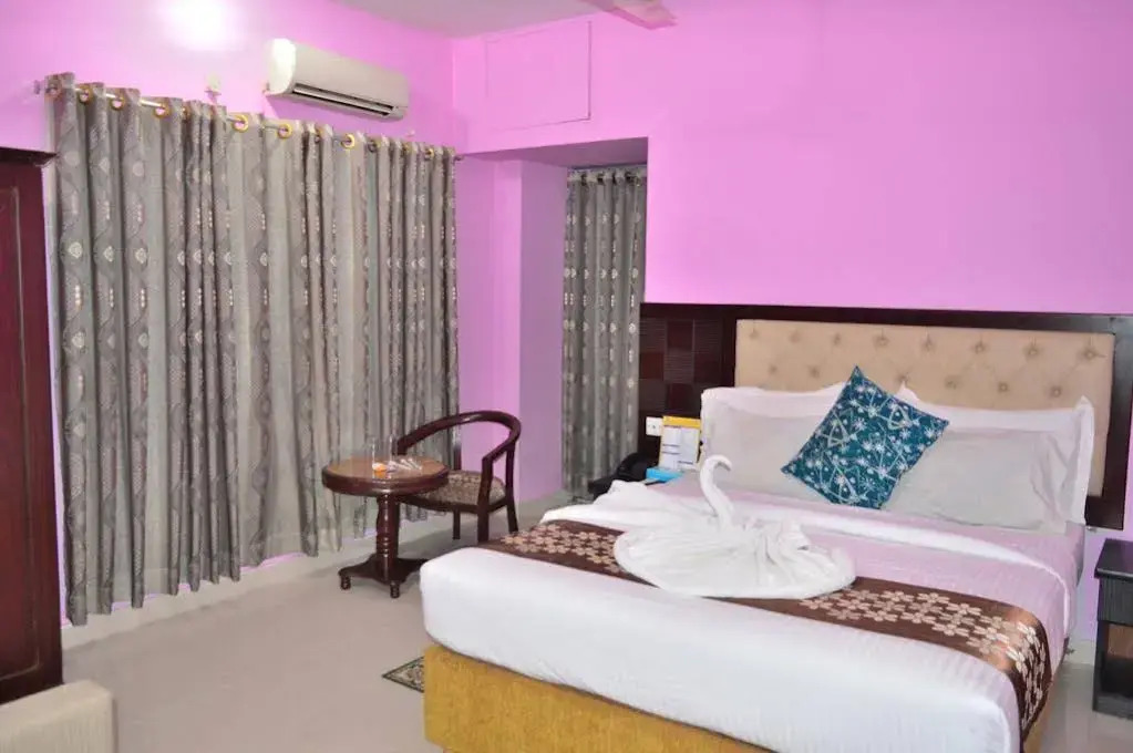Hotel Regal Palace