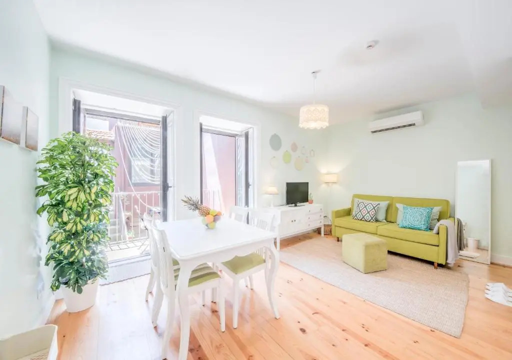 Look At Me - Serviced Lofts & Studios