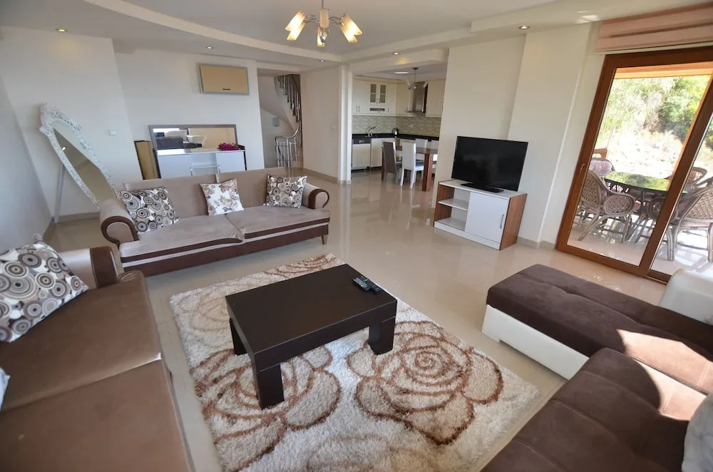 Bektas Villa 2
