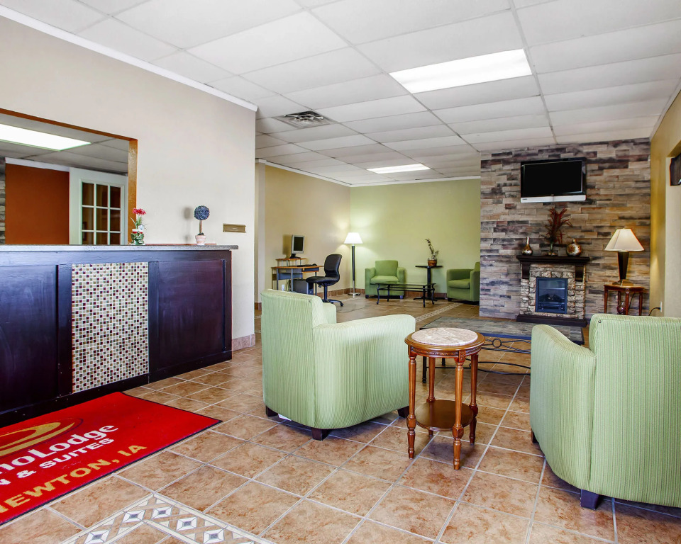 Baymont Inn & Suites by Wyndham Newton IA
