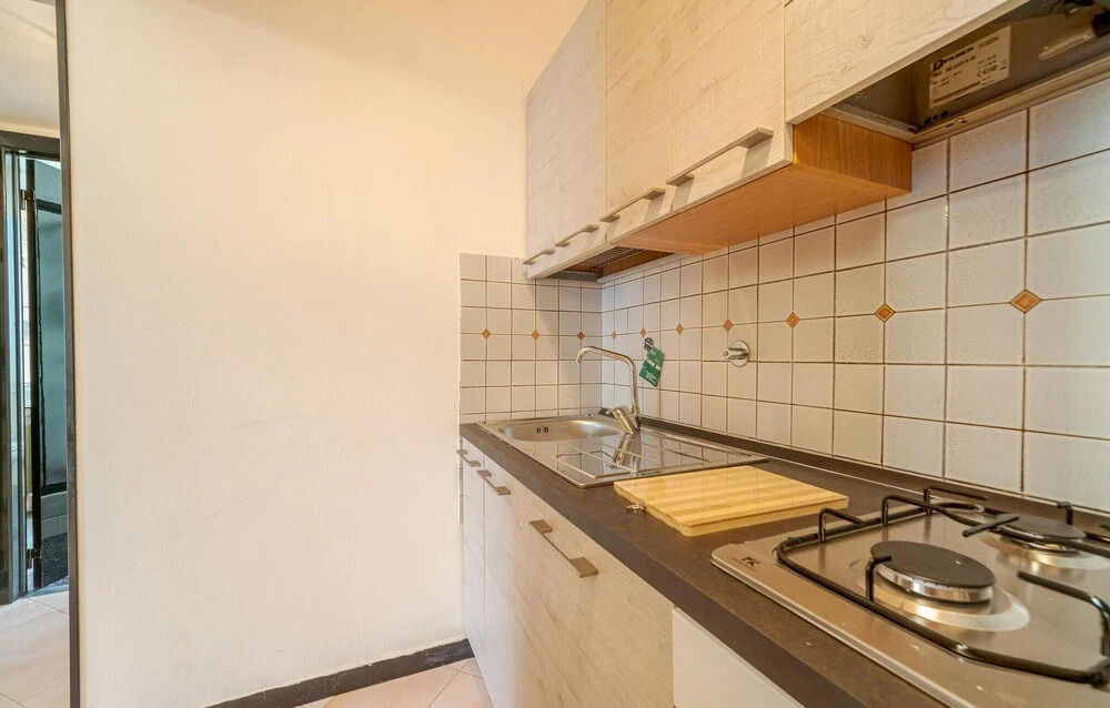 Amazing Apartment in Genova With Wifi and 2 Bedrooms