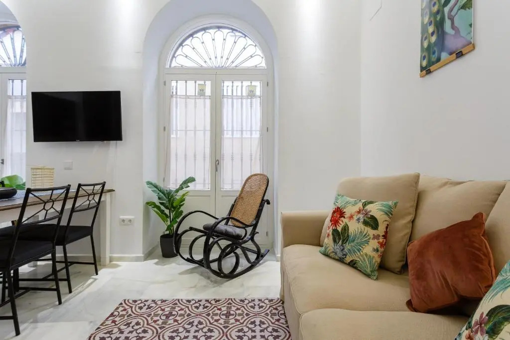 Casa del MALECON by Cadiz4Rentals