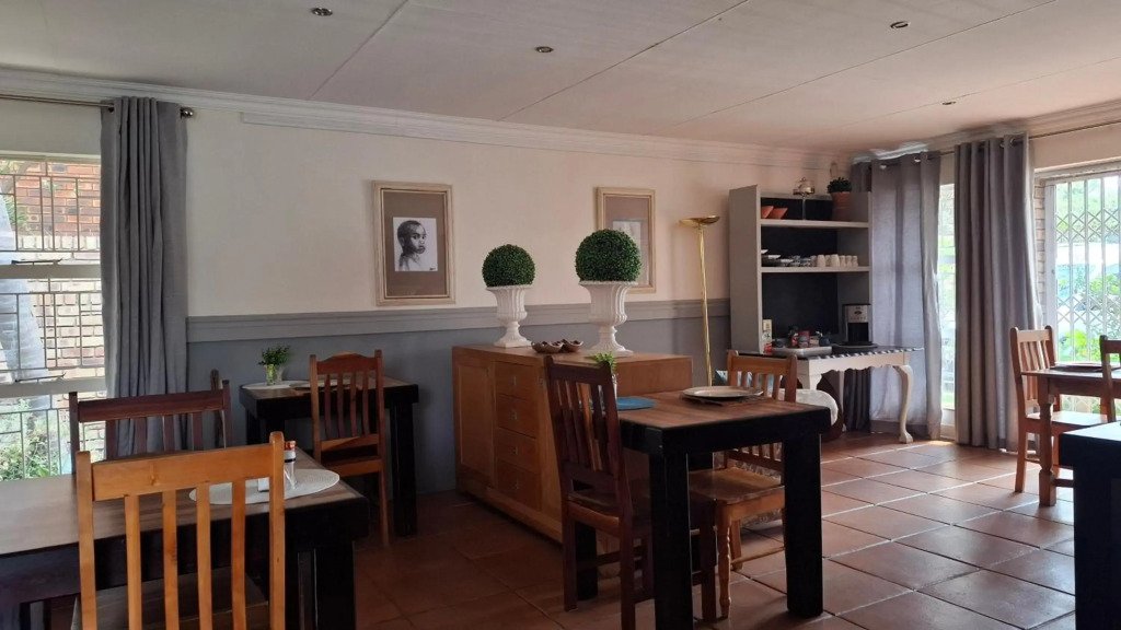 Dormio Manor Guest Lodge