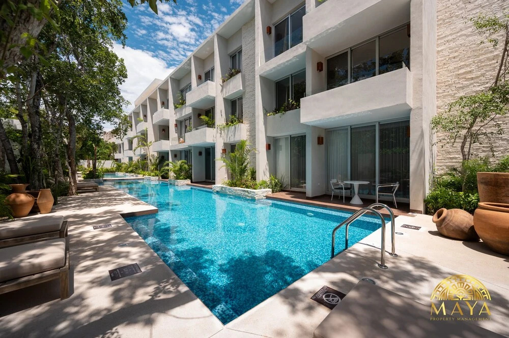 NHOA 107C Lux 1BR Condo Pool access in Aldea Zama