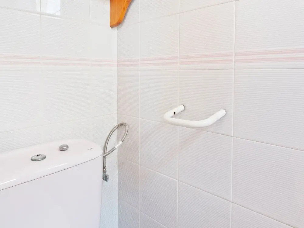 Lovely Apartment in Roquetas De Mar With Balcony