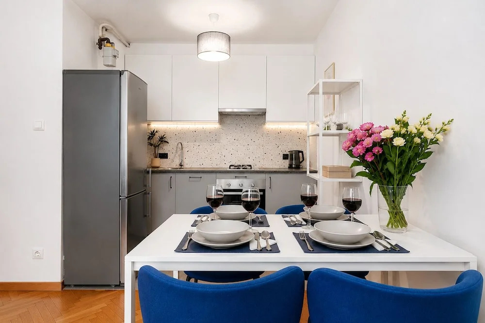 Lumina stylish 2-room apart in Warsaw