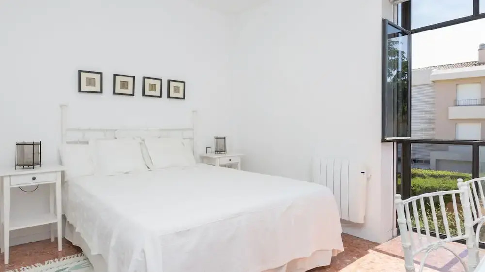 Pineda in Llafranc With 4 Bedrooms and 2 Bathrooms