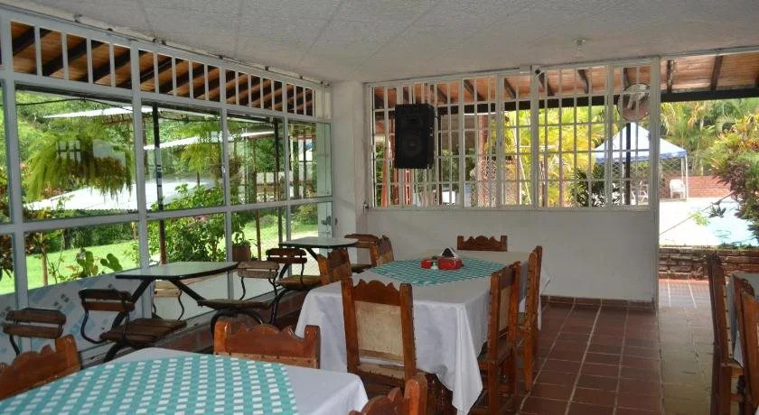 Hotel Campestre La Ribera del Fonce