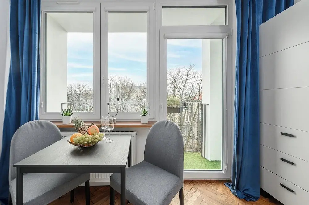Lumina 2-room apart near the Old Town