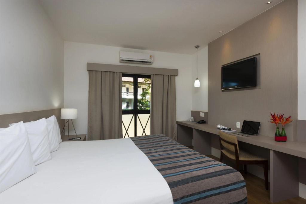 Flamboyant Hotel & Convention