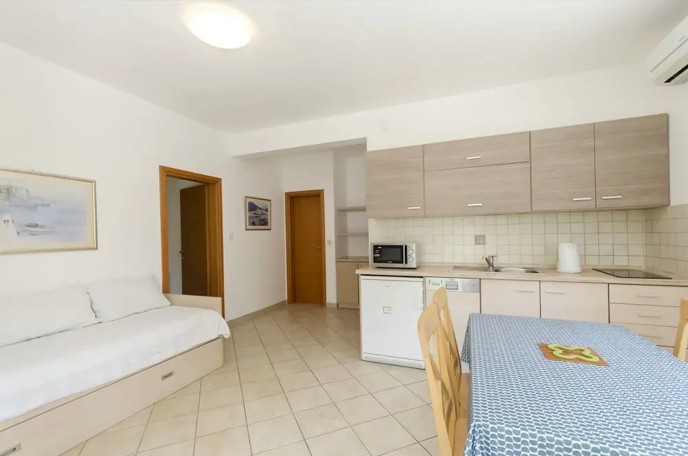 Apartments Jelica