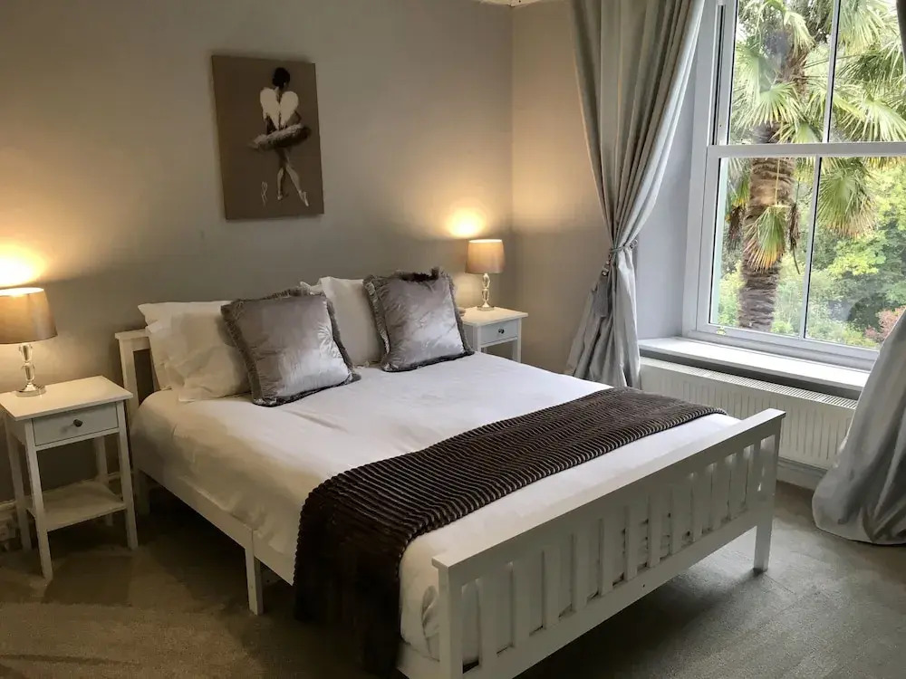 Secluded Edwardian Villa Beautiful Country Setting