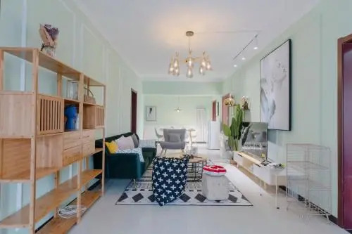 Xi'an Weiyang·Xi'an Railway Station· Locals Apartment 00171370