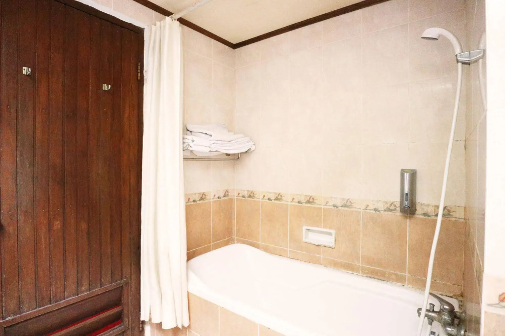 Hotel Melawai 2