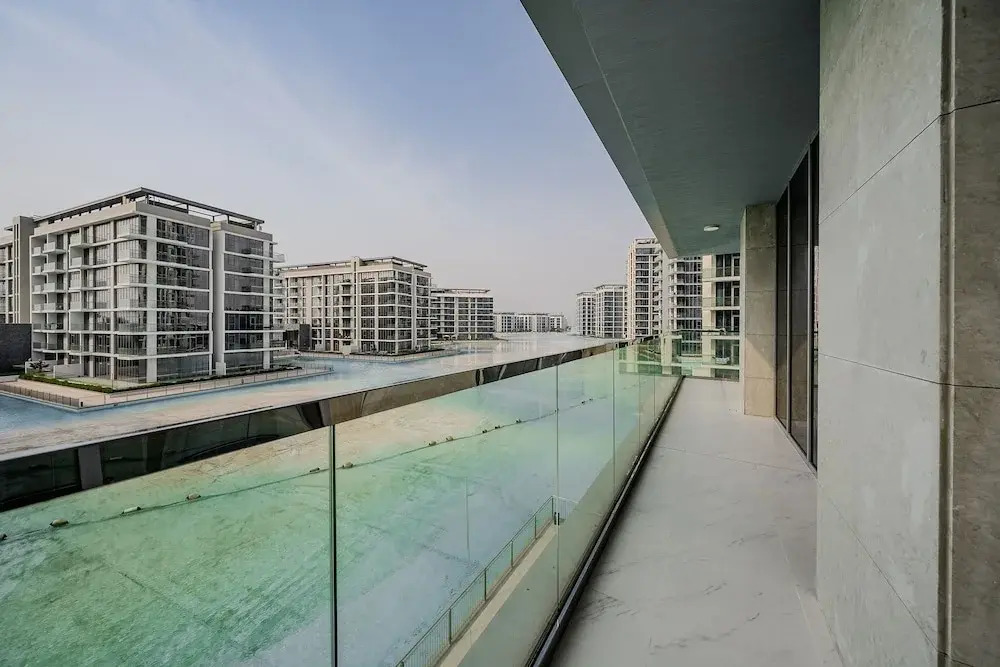 Residence 11 203 in Dubai