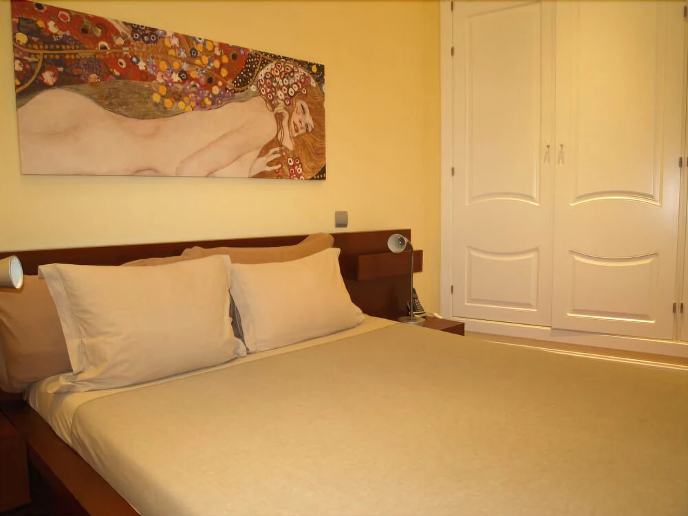 Apartamentos MLR Infantas