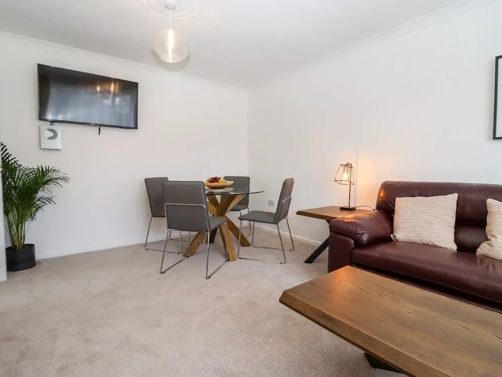 3 Granbrook Lane