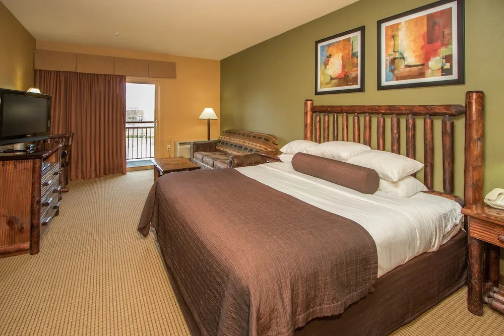 Wilderness at the Smokies - Stone Hill Lodge