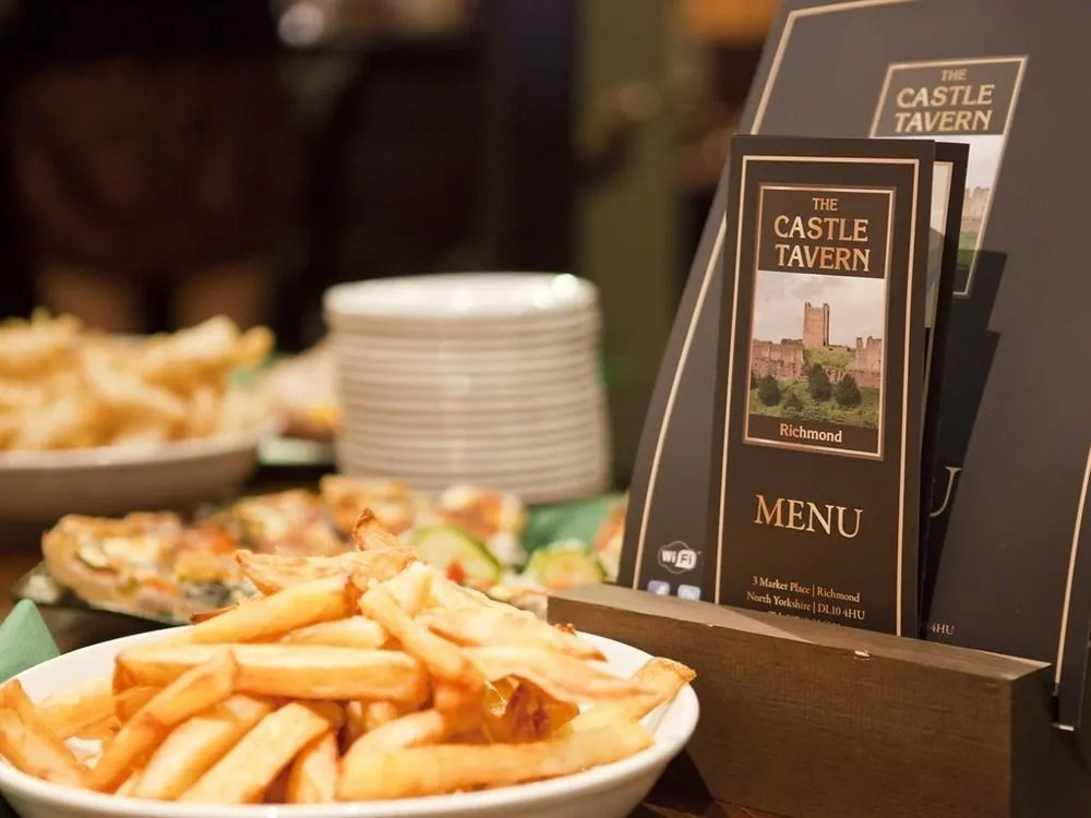The Castle Tavern Pub & Guest Rooms
