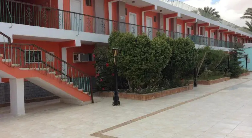 Summer Palace Hotel