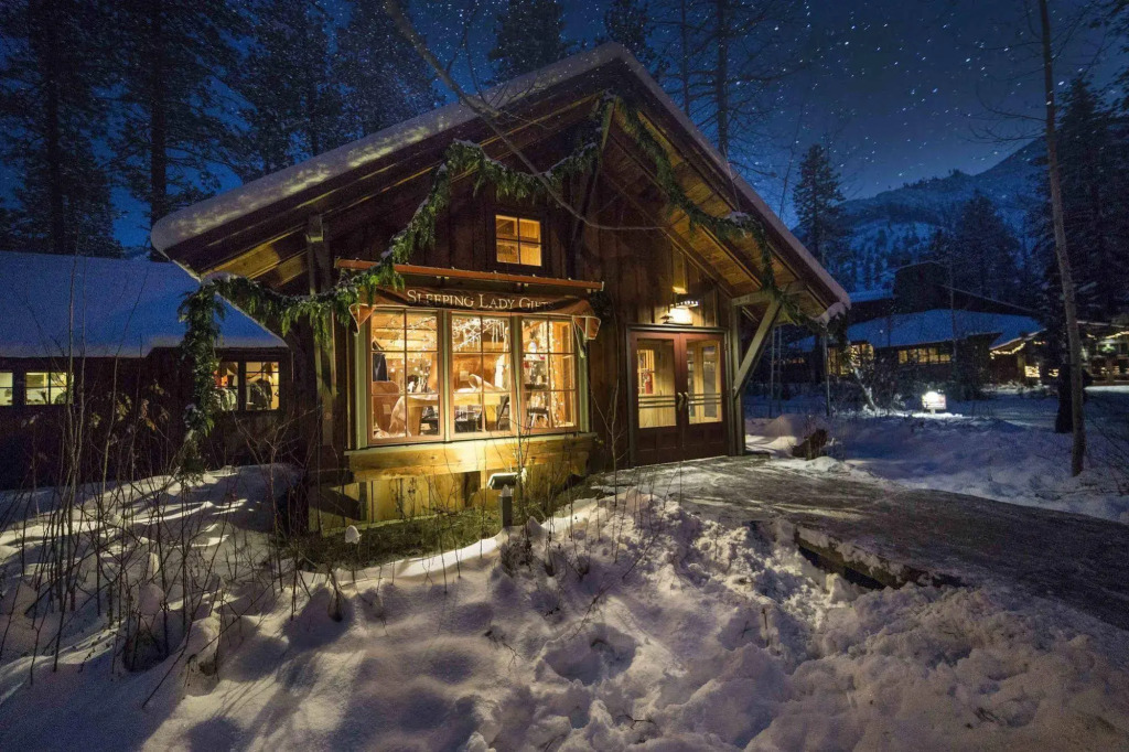 Sleeping Lady Mountain Resort & Spa