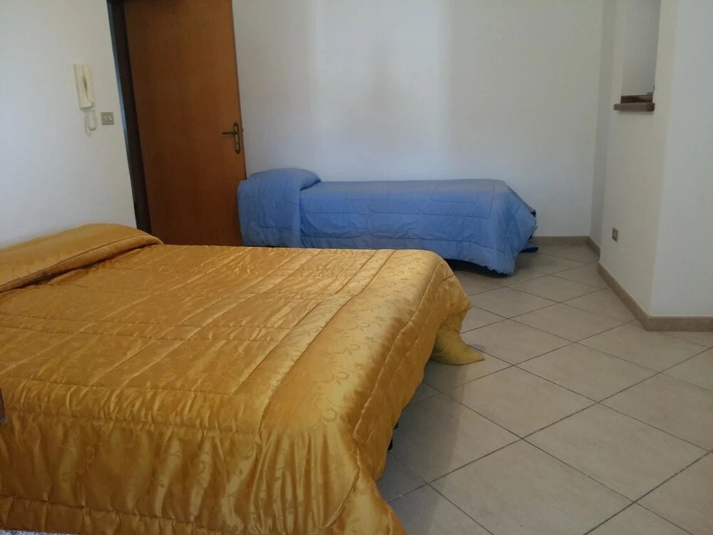 House With 3 Bedrooms in Gerace, With Wonderful sea View and Furnished