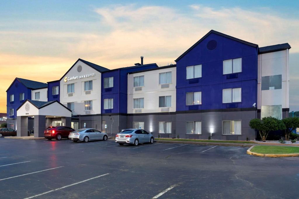 Comfort Inn & Suites Memphis East