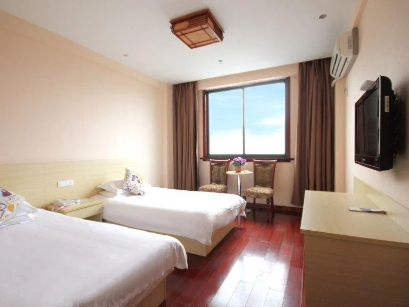 Zhoushan Xinjin Hotel