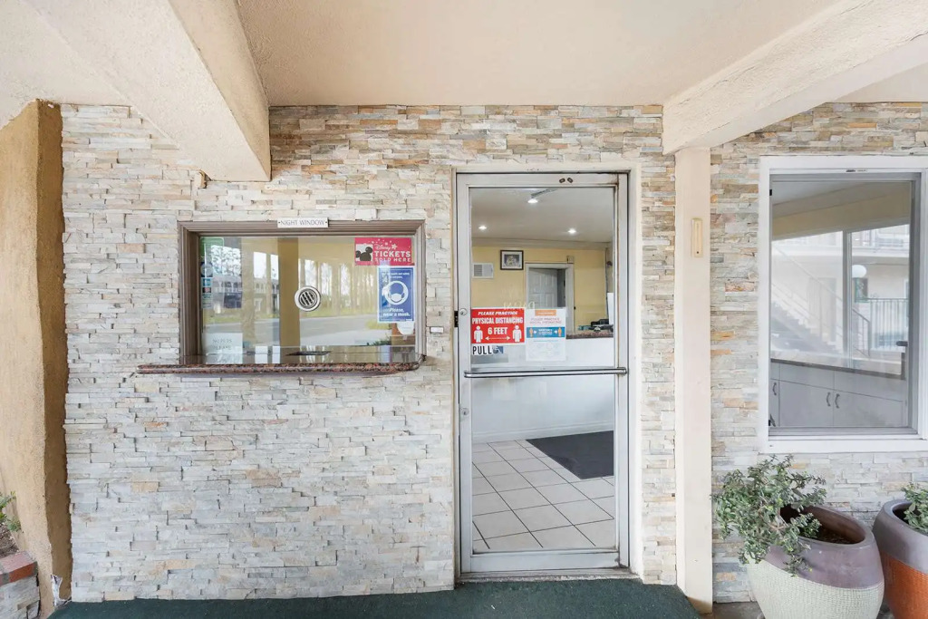 Americas Best Value Inn & Suites Anaheim