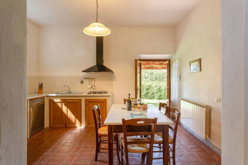 Montignana Apartments