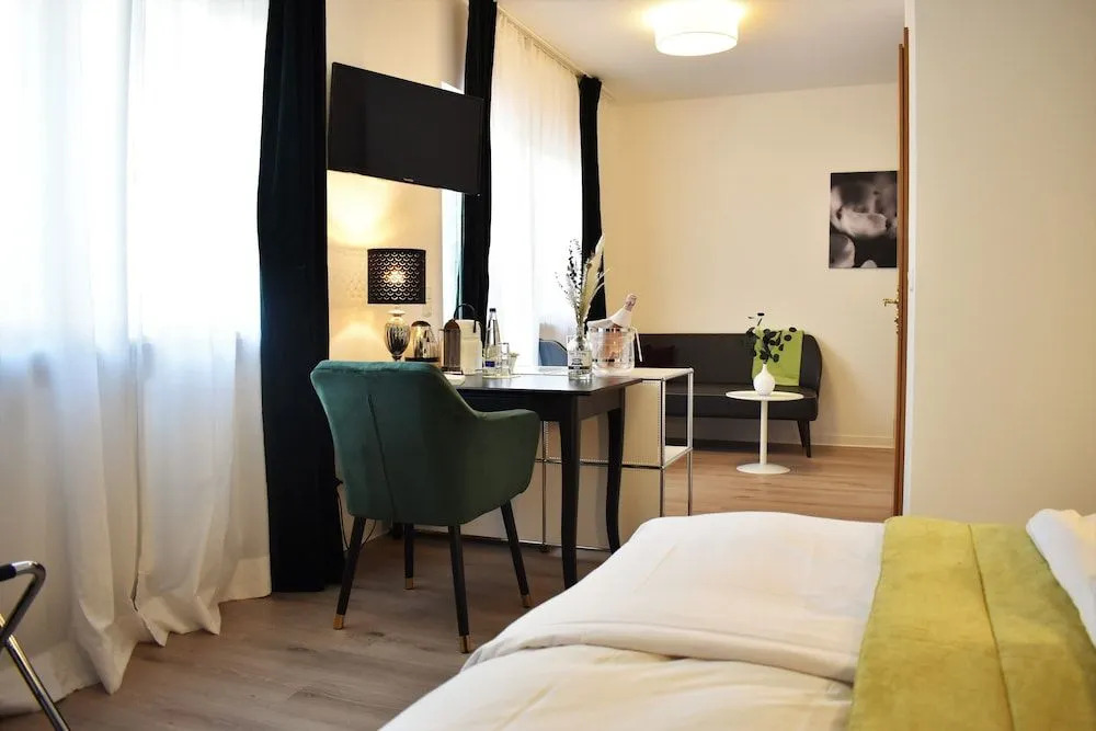 Hotel zum See