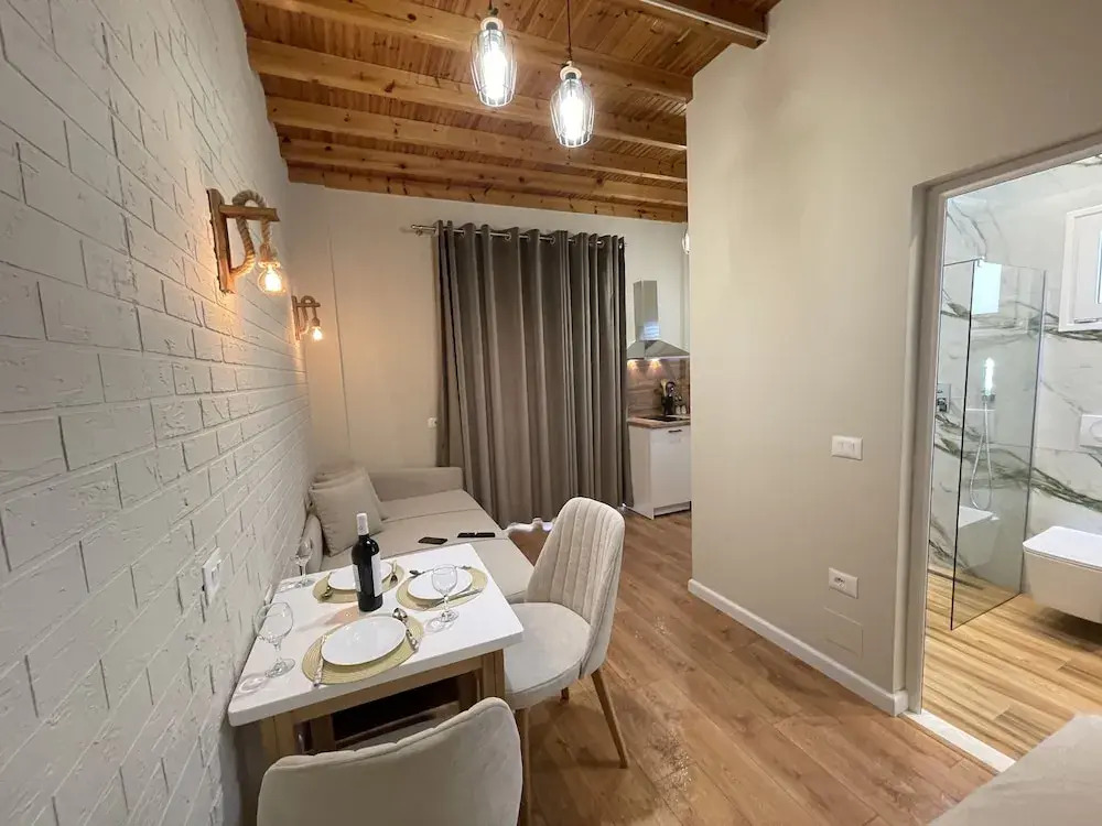 Arial Penthouse Suites