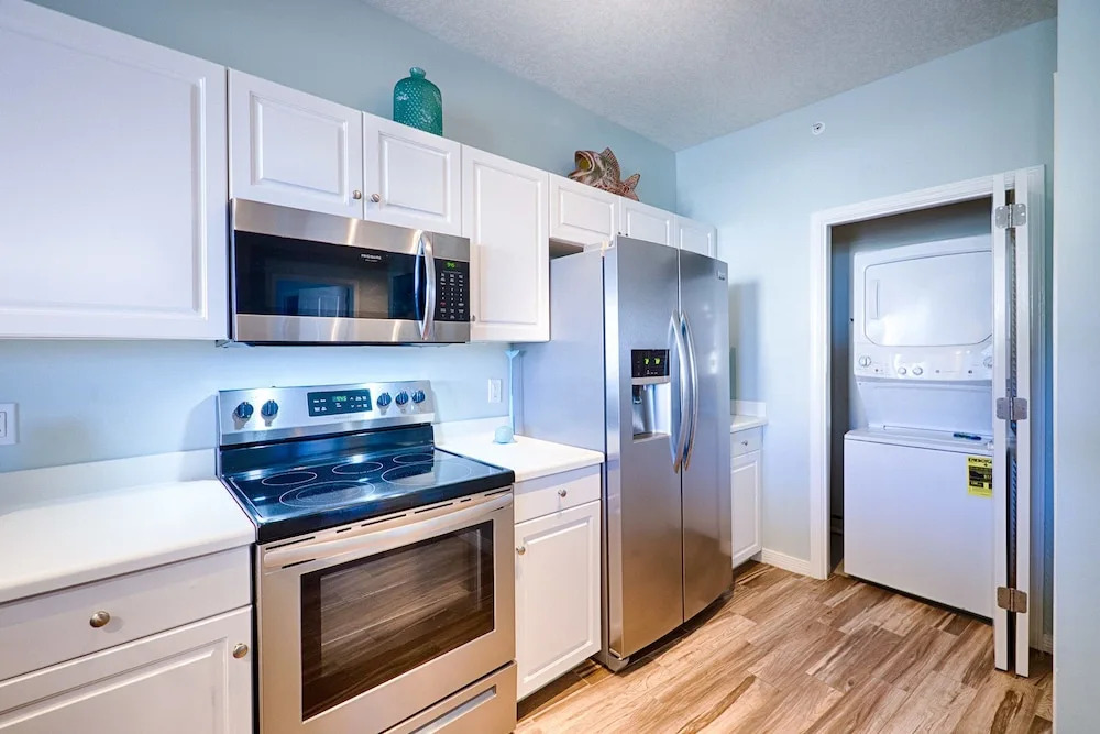 Gulfside 308 - 2 Br condo by RedAwning