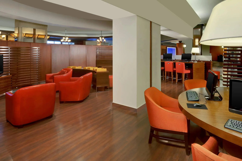 Sheraton Gateway Hotel in Toronto International Airport