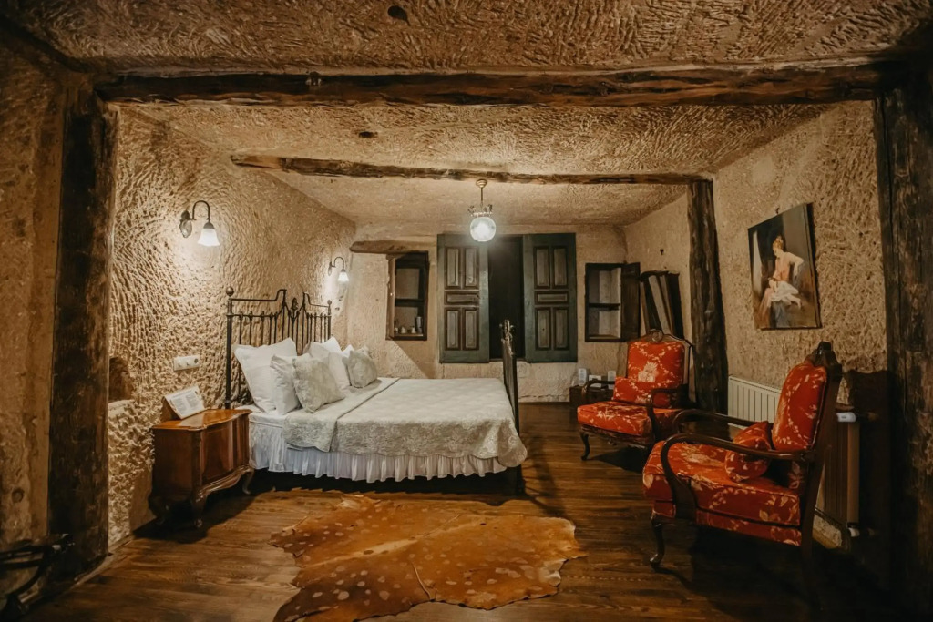 Melekler Evi Cave Hotel