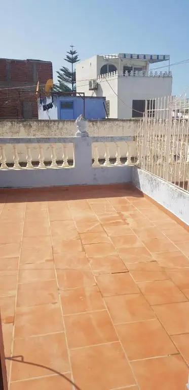 Appartement 2 éme étage dans la médina kédima