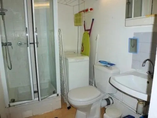 Apartment Studio Expose Sud Avec Lits Superposes A L'entree Et Lave linge