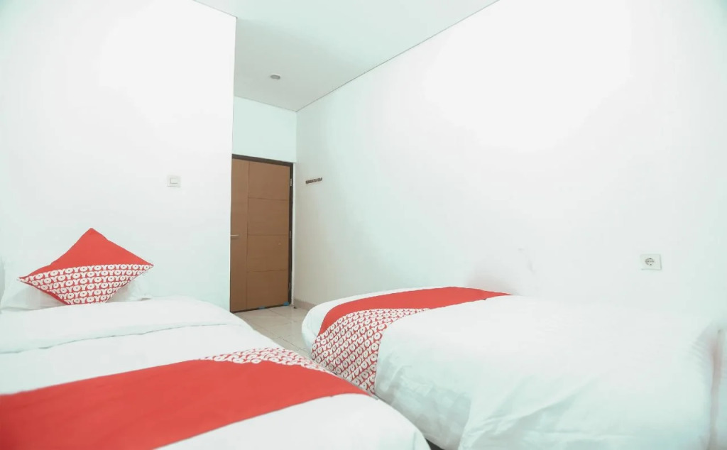OYO 118 Dorothea Residence