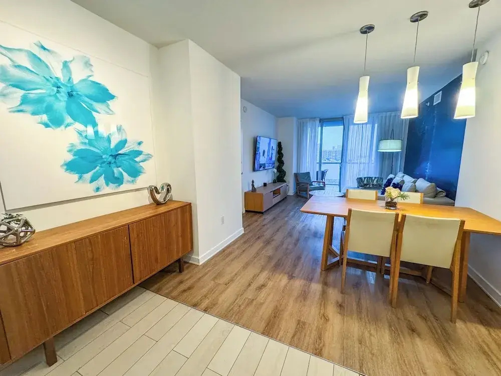 Modern Beachwalk Apt 805