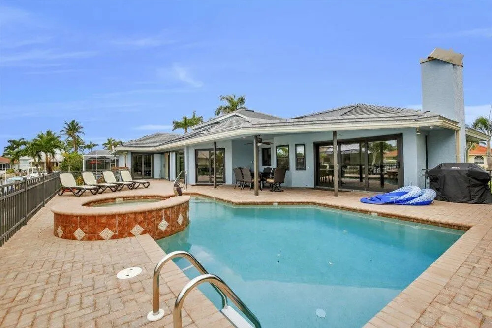 Spanish Home #65094 5 Bedrooms 3.5 Bathrooms Home