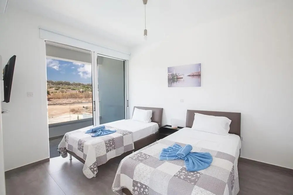 Villa Ochosto Loux - Fabulous 5 Bedroom Protaras Villa With Private Pool